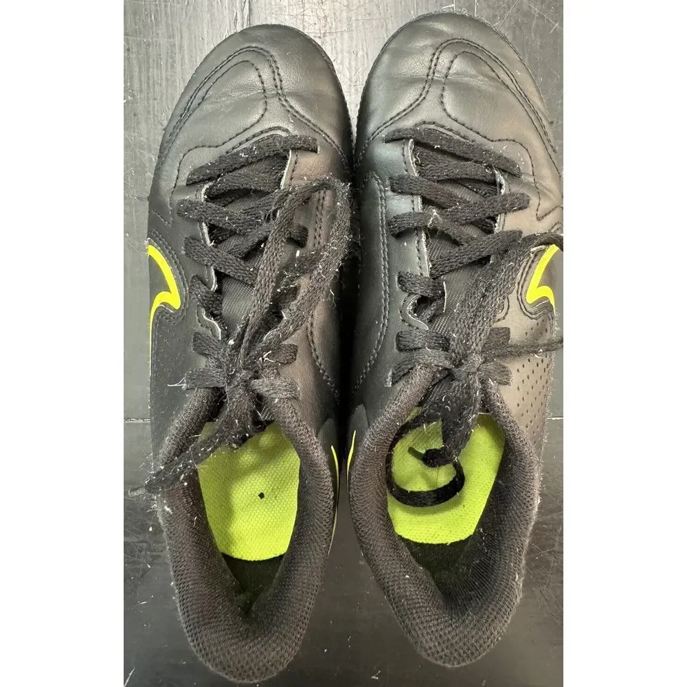 Nike Tiempo Legend 9 Youth‎ Soccer Cleats Size 1.5 Y